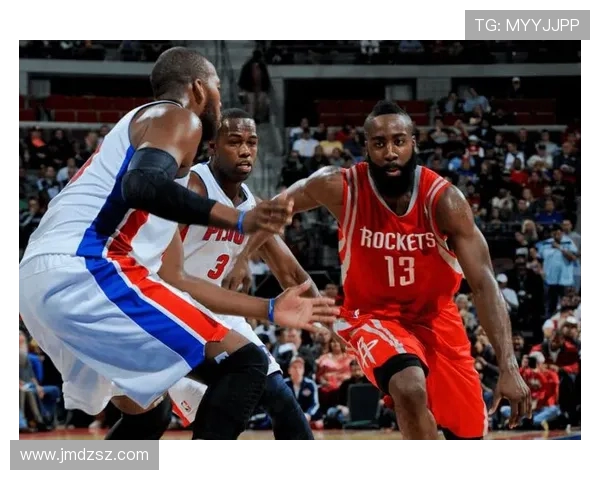 骑士与火箭首节对决精彩回顾双方攻防战术的较量与球员表现分析